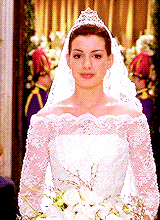 cyborgcinderella:Mia Thermopolis’ Wedding Outfit from the Princess Diaries 2
