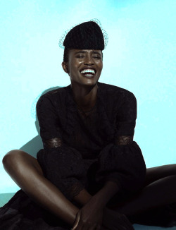 driflloon:  alicia burke for marie claire