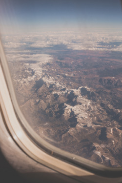 man-and-camera:  Flight Home ➾ Luke Gram