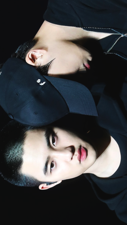 requested by anon ♡ : kaisoo lockscreens