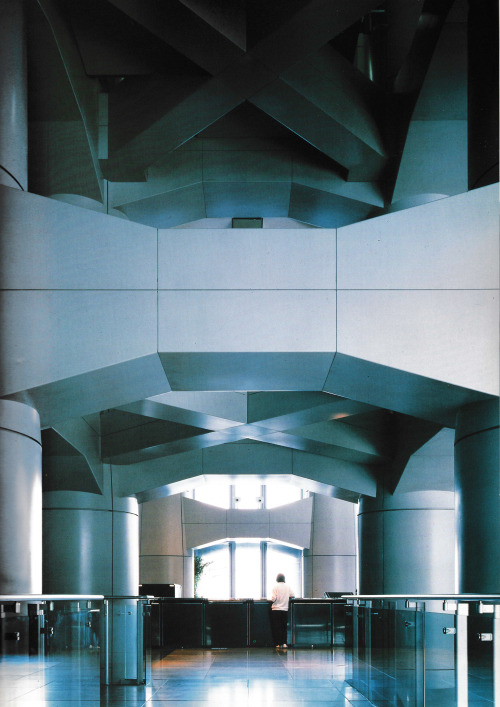 Hongkong & Shanghai Banking Corporation Headquarters. Designed by Sir Norman Foster 1979 - 1983,