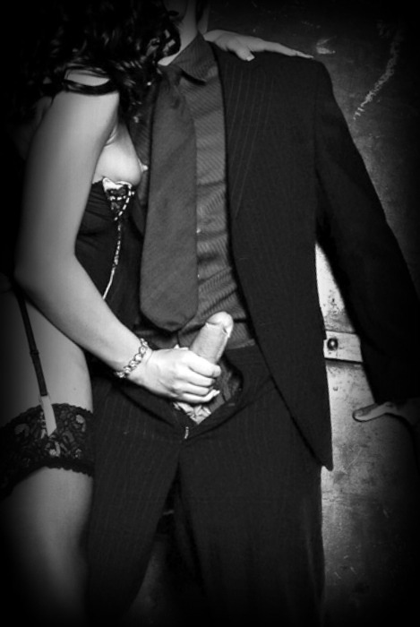 call-mesir: SUIT UP ! its time to play !