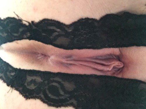 Porn photo real-local-amateur-sluts:  32 year old milf