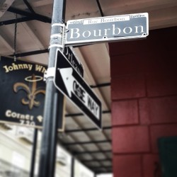 datstonerlezz:  Bourbon Street baby.♡ #bourbonstreet #neworleans #louisiana #drunks #stripclubs #bars #busy #crazy #sogreatthough #tourists #whitegirlwasted #loveit #doubletap 