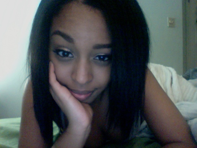 kodak-taught-me:  Snapchat me your nudes @ Princess_Kodak 
