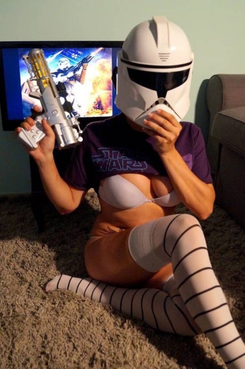 Porn Pics Geek and Gamer Chicks