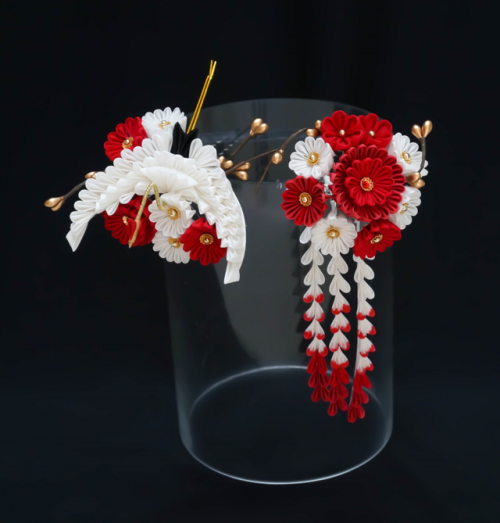 Crane and Chrysanthemum Set