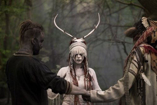 fylgjasgaldr: Heilung pho by Søren Bech  “Remember, that we all are brothers All people