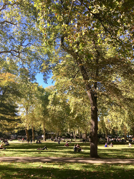 Russell Square, Sep. 26, 2018