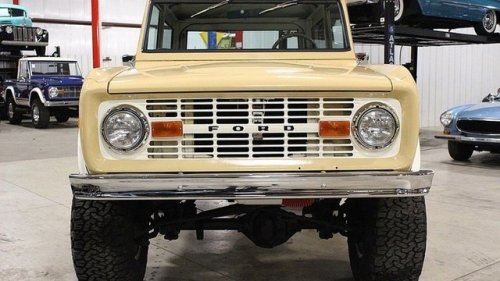psychoactivelectricity:   1972 Ford Bronco  