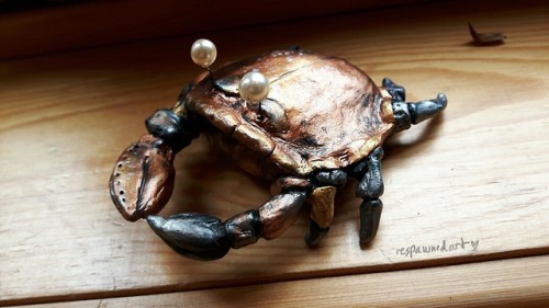 splicerspawn: Here’s my d&amp;d crab Mr. Snips! He’s made out of clay and resembles 
