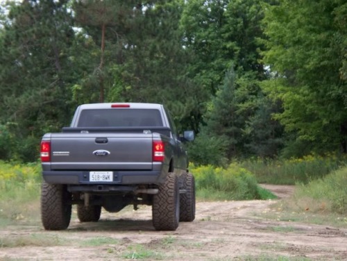 radracer: TOP 10: Lifted Pickup’s