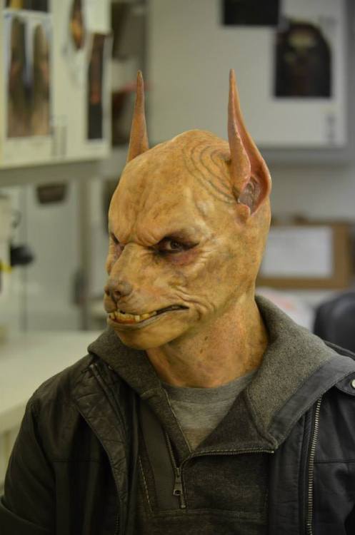 monsters-werewolves:  Actor Sam Z. Morrison as Anubis in the “Grimm” episode “Once We Were Gods”. #MonsterSuitMonday #LastOne   Scary