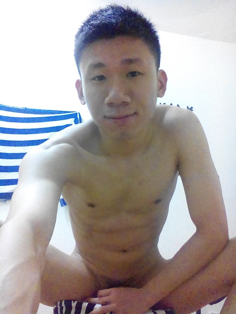 maliboojim:  Cute.  I dated a boy who looks like him
