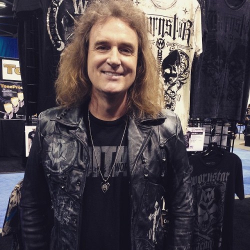 davidellefsonbass:  Some new threads from my friends at Wornstar during Wnamm today. @wornstar #wnam