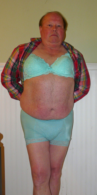 I hate to admit the truth…but the truth is the truth,..my little boy cock ( the average 10 ye