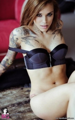 we-require-more-tatooed-girls:  More @ http://we-require-more-tatooed-girls.tumblr.com