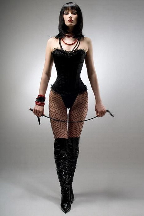 corset-fetish:  Corset FetishCorsets on Twitter  Oh, yeah! Mistress is ready to play!