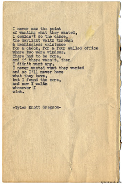 tylerknott:  Typewriter Series #1113 by Tyler