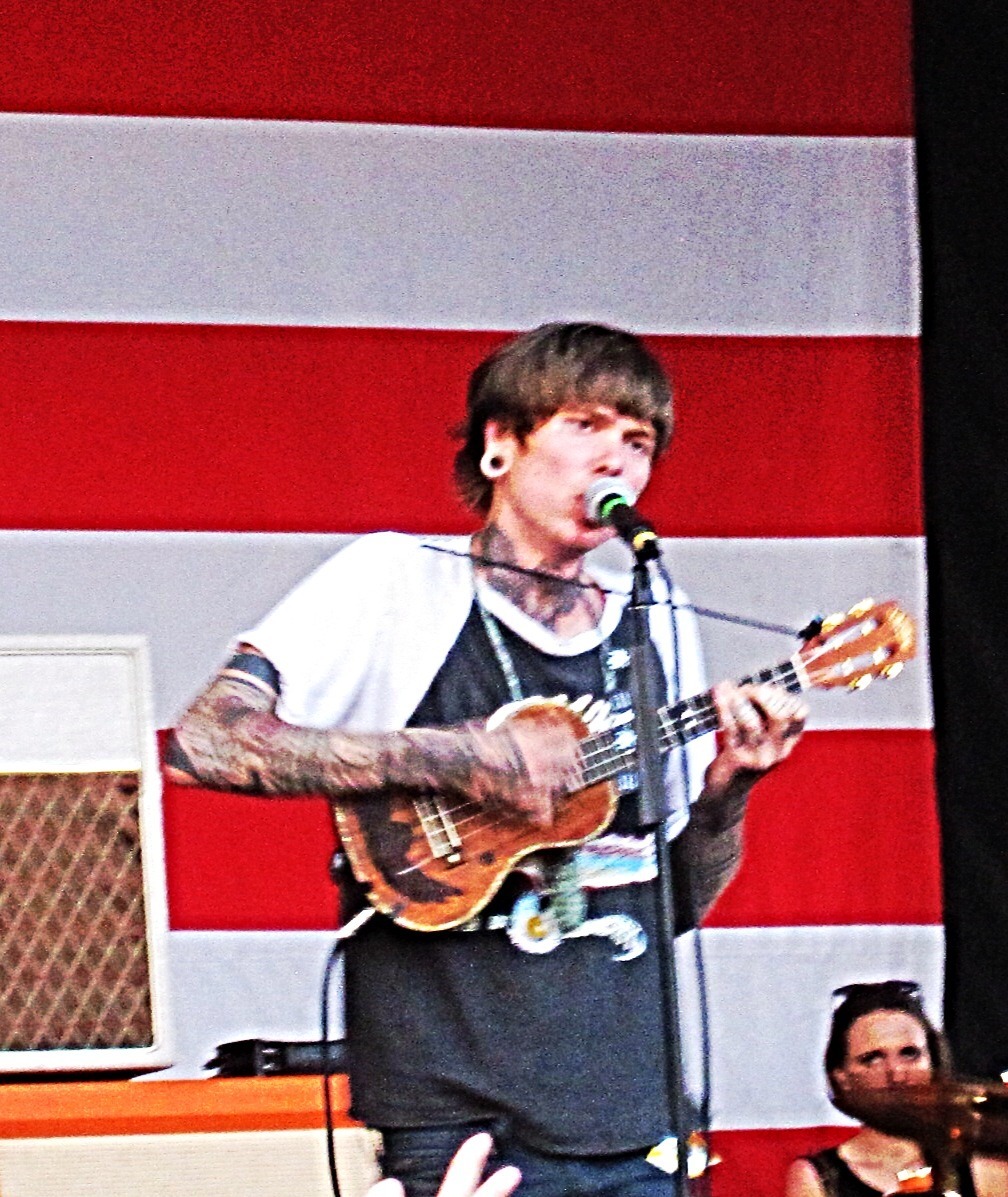 lessamazingallison:  Warped Tour: Virginia Beach 7-9-13