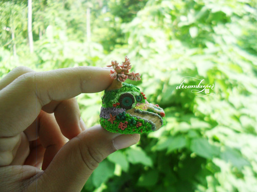 Keeper’s polymer clay smial