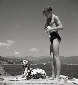 antinoo5:  kradhe:  ITALY. Liguria. Portofino. 1936    Herbert List   @thisboyslife