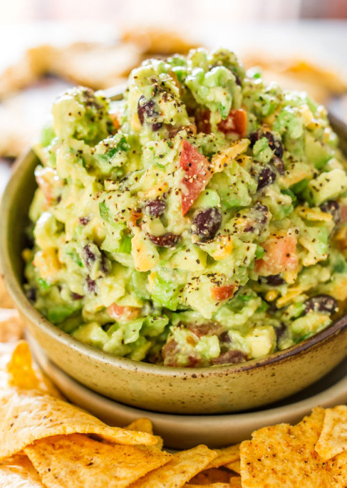 Sex foodffs:  JOE MONTANA’S TOUCHDOWN GUACAMOLEReally pictures