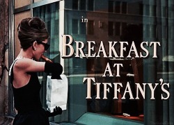 awsucker:  dangered:Breakfast At Tiffany’s