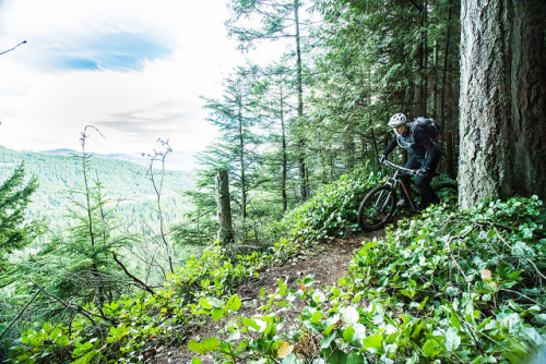 fuckyeahmountainbiking:  3H5A4345.jpg by kevmophilabuster on Flickr.
