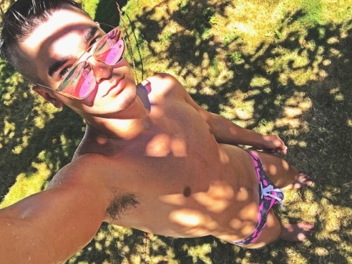 christian-loring:  Out here soaking up the summer sun ☀️