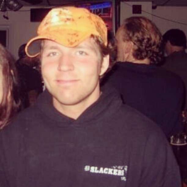 lipstickgoldchains:  His smile is just too adorable .. Hell its fucking sexy !