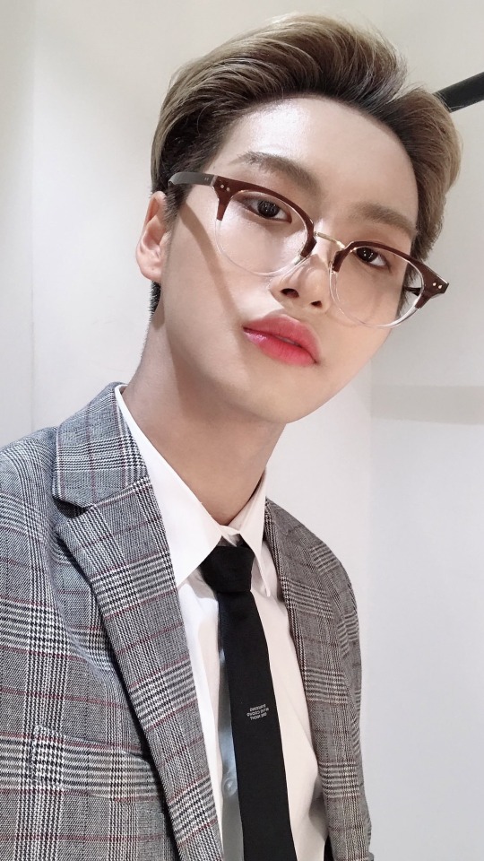 Seonghwa In Glasses Tumblr
