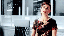hermionegrangers:   Gif Meme: @maggiesawyver asked supergirl + most attractive“I’m