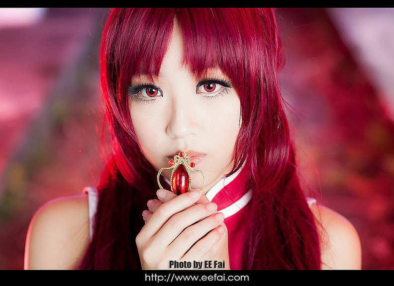 hotcosplaygirl:  Cosplay girlCosplay girl Twitter