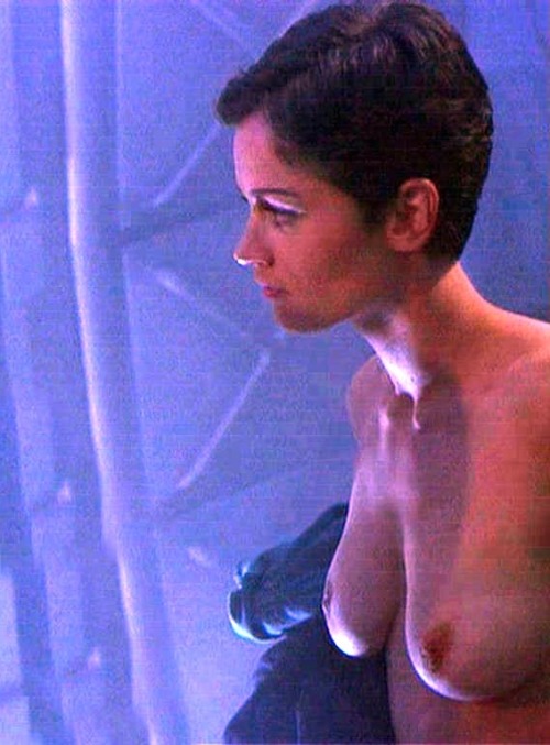 topcelebtits:  Robin Tunney - Supernova (2000) Top Celeb Tits rating: 7/10