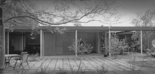 jonasgrossmann:  raphael soriano… schrage house, los angeles (1956)photos by julius shulman@ primo 