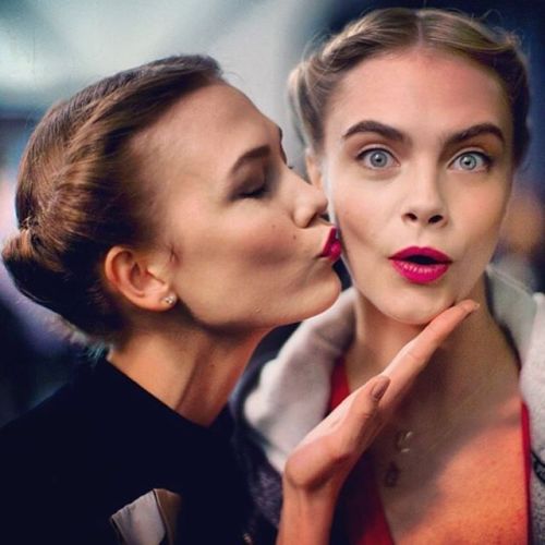 sunshinekarliekloss:  karliekloss: Happy Birthday to my leo monkey @caradelevingne You light up the 