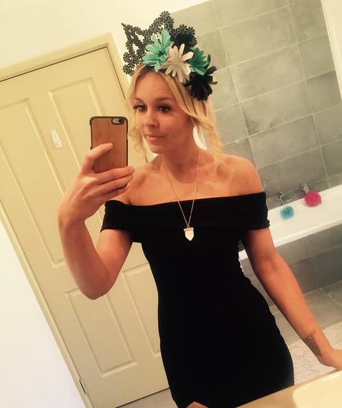 Yay! So excited I did it! Made my own fascinator for Melbourne Cup! Yes, even hand made every single
