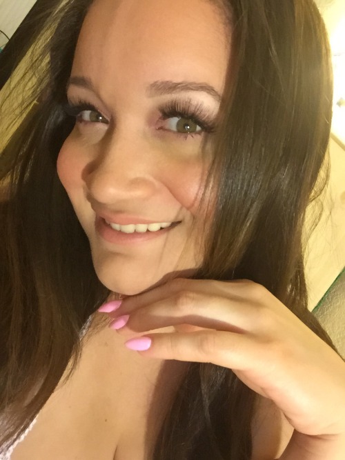 exoticplusmodel:  😘