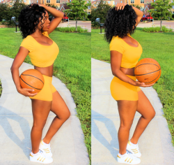 yinkanaturalista: 2 Things I ❤️…Basketball 🏀 &amp; The Color Yellow 💛  Instagram: YinkaNaturalista 
