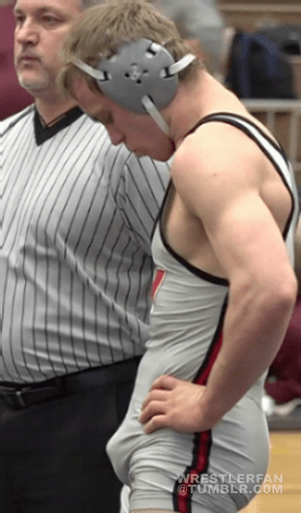 tinydickjock:  Dude your boner isnt going to get any bigger so be proud with what