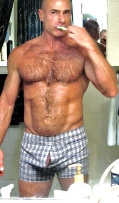 seducing-dad:  Dad doesn’t know, but I cut the buttons off all of his boxers 