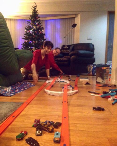 Here we are playing Hotwheels with Robyn and Wade and Peter at Christmas dinner on Boxing Day. It wa