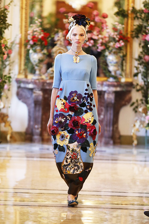 marinesdeleeuw:   Sasha Luss at Dolce &amp; Gabbana Alta Moda, Spring/Summer 2014. ♣