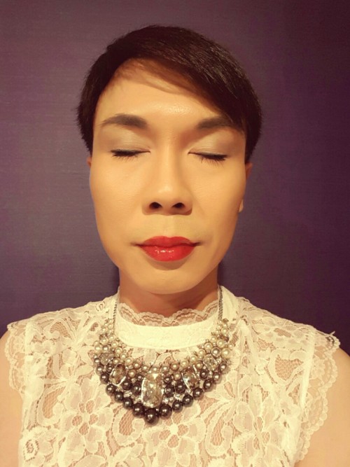 lilytheprettyxdresser: Where’s my knight in shinning armour ?Eyes in Bobbi Brown’s Sterl