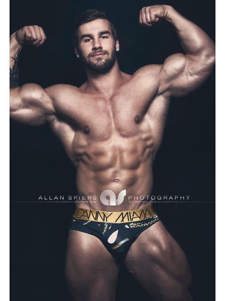 fitness-motivation-quotes:  All americano: Jake BurtonFollow Jake on his official social media accountsInstagram: https://www.instagram.com/jake_burton.official/