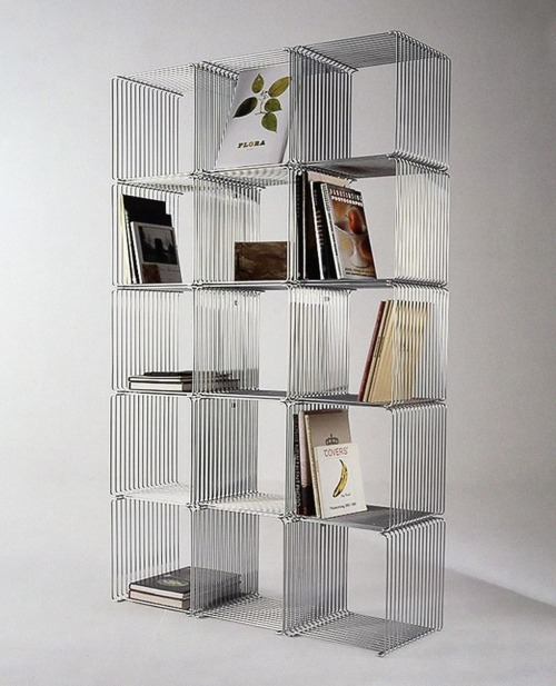 mayajazbani:wire cube shelving by Verner Panton 1971