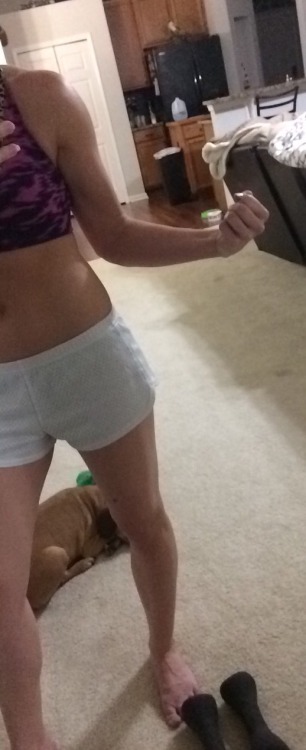 Arm gains and veins! Ladies if u think lifting weights will make your arms bigger&hellip;. think