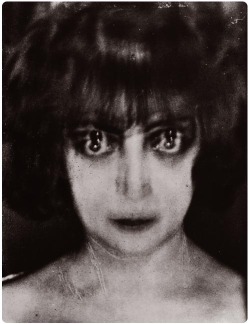 cuatrocientosescapistas:  “Marquesa Casati”,