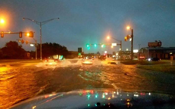 xangoblazedifiyah:  tontonmichel:  the-lonely-one96:  almalexias:  Louisiana is experiencing